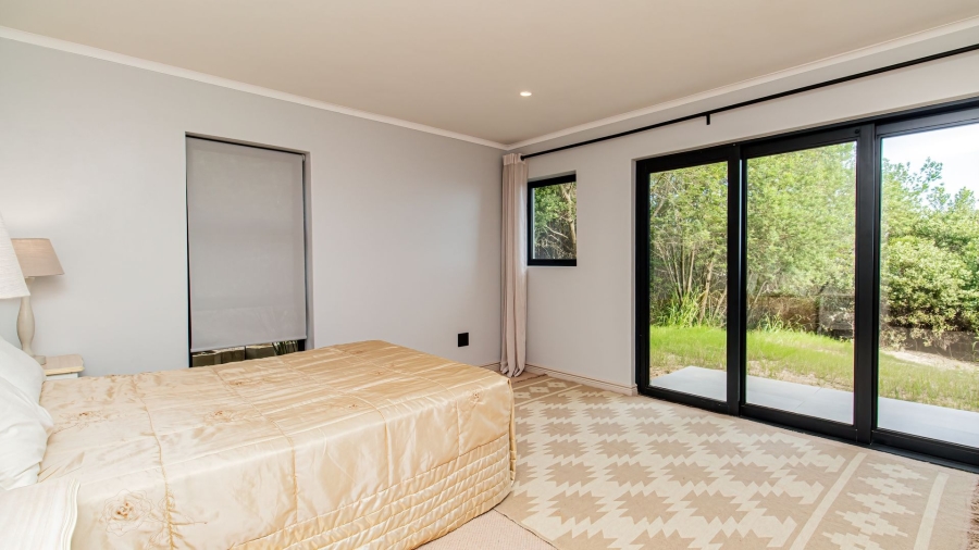 5 Bedroom Property for Sale in Pezula Private Estate Western Cape